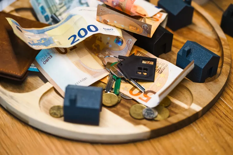 Hold the Deed, Keep the Coins: How Bitcoin Is Becoming Collateral in the American Mortgage Market