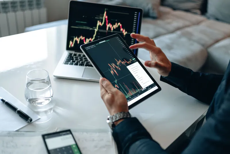 Your Wallet, Your Risk: How Bitcoin Holders Are Rewriting the Rules on Financial Protection